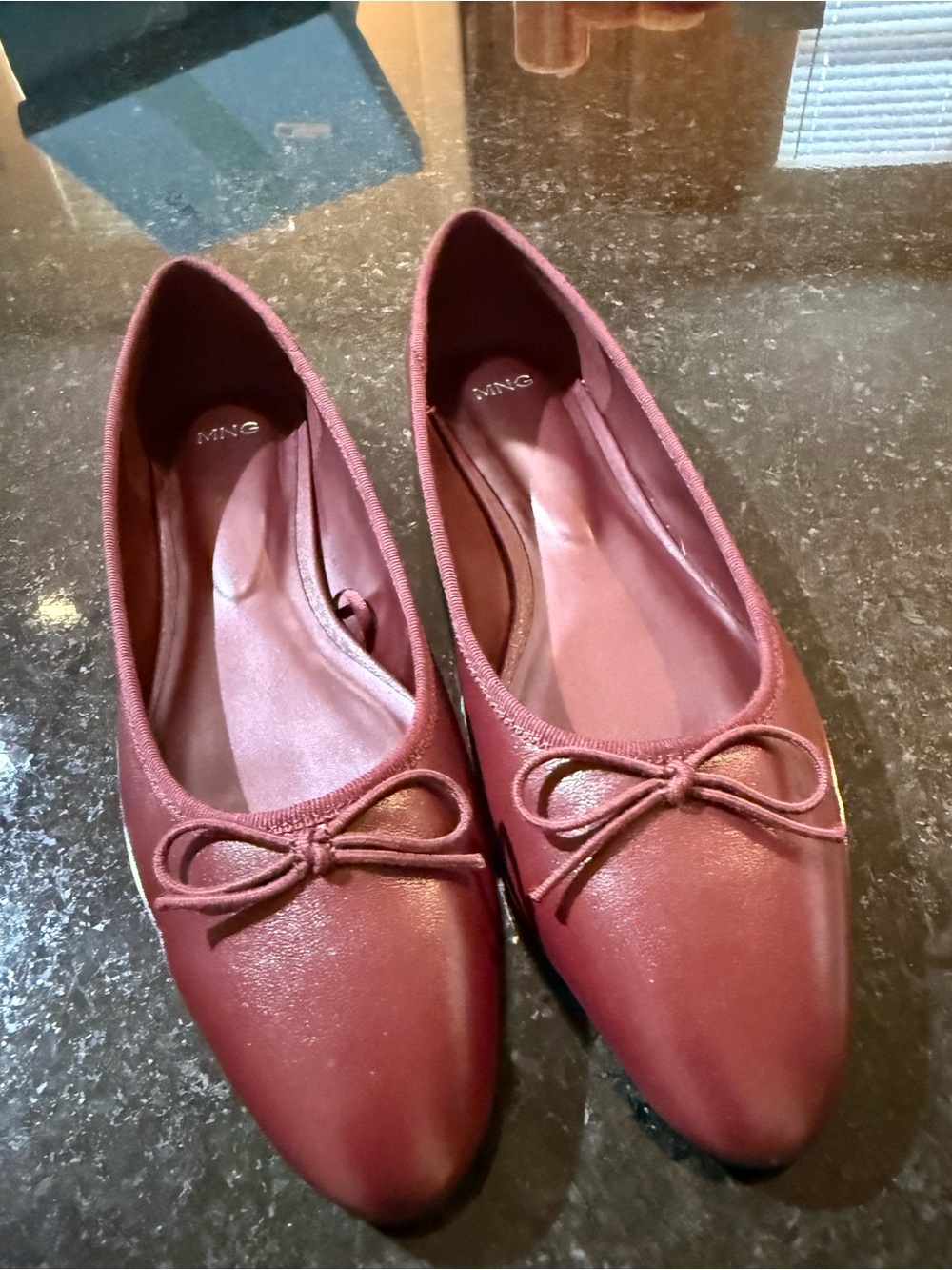Mango Women's Wine Bow Ballet Flats size 38